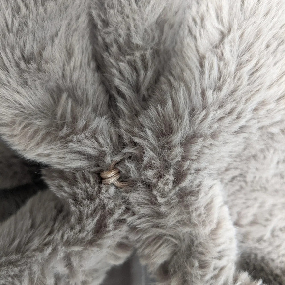 BlankNYC Faux Fur Notched Lapel Oversized Teddy Jacket Cozy Coat Gray  Small S - Picture 6 of 9